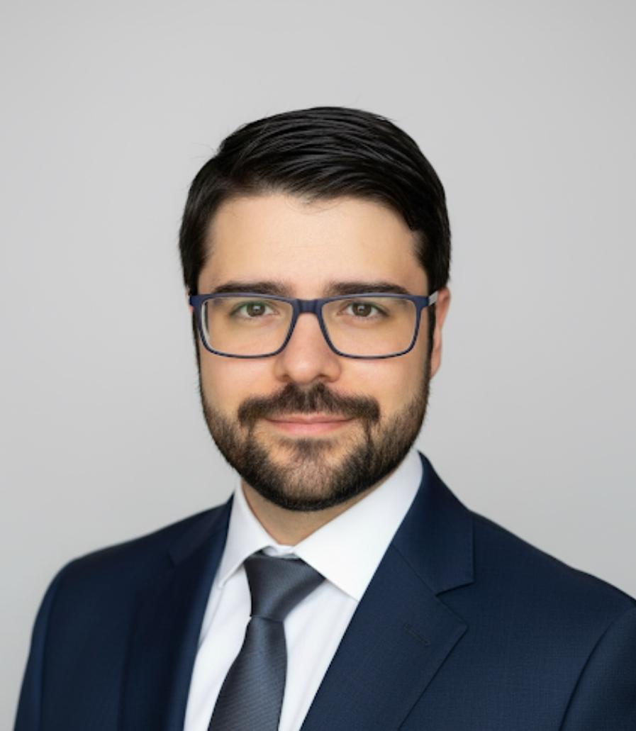 Dr. Alexi de Medeiros Antar